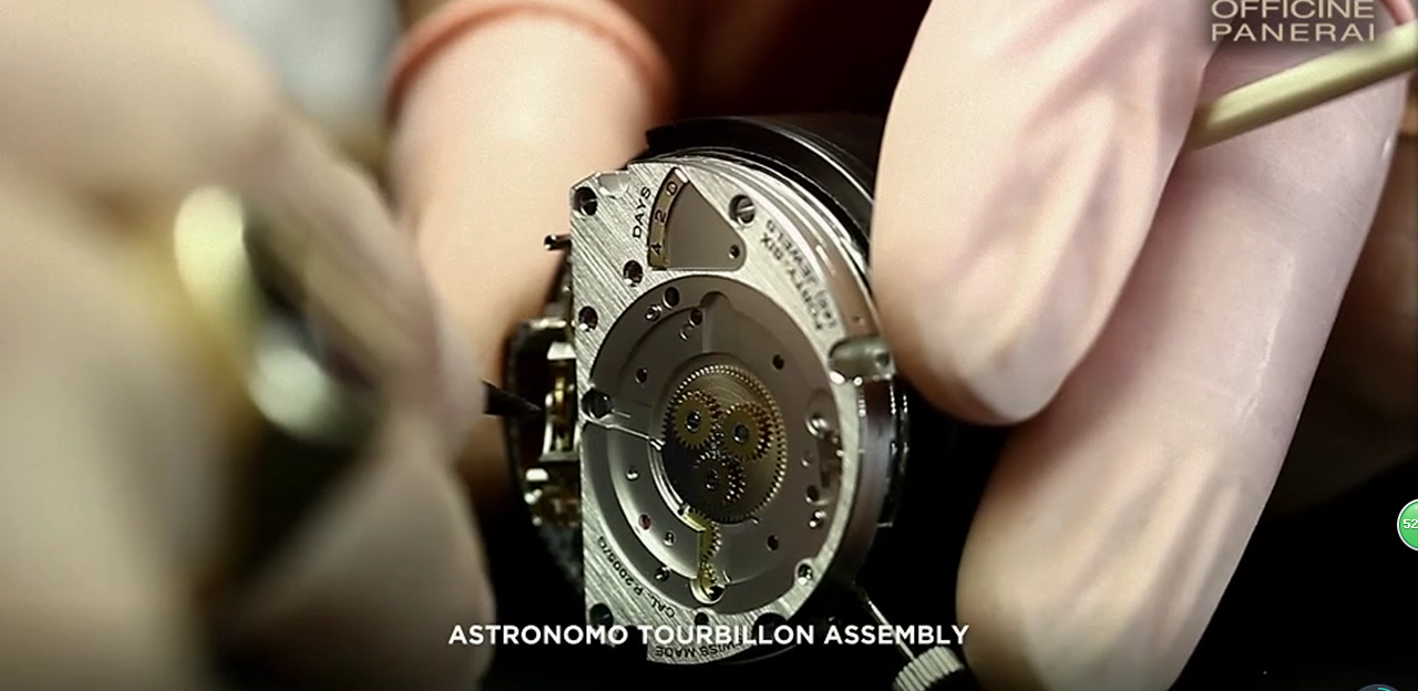 劳力士手表坏了怎么修（劳力士表蒙刮花）